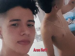 Aron_Hott
