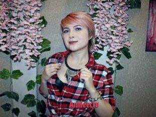 Annieecru