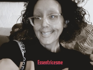 Essentricesme