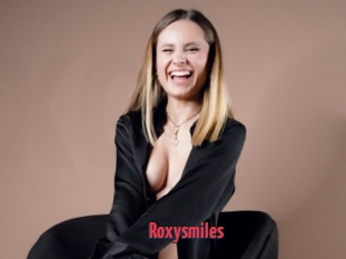 Roxysmiles